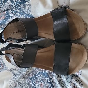 New Pierre Dumas Size 9